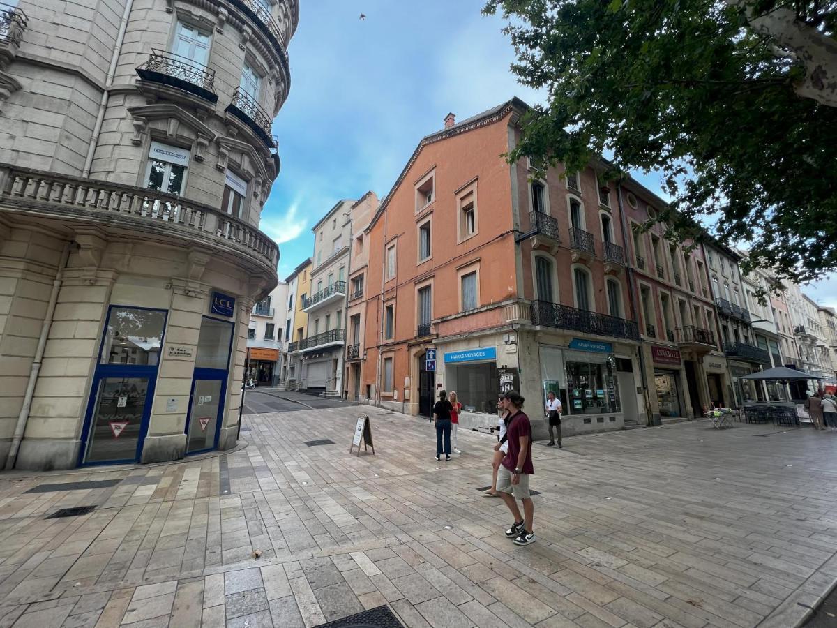 Cours Republique Narbona Exterior foto